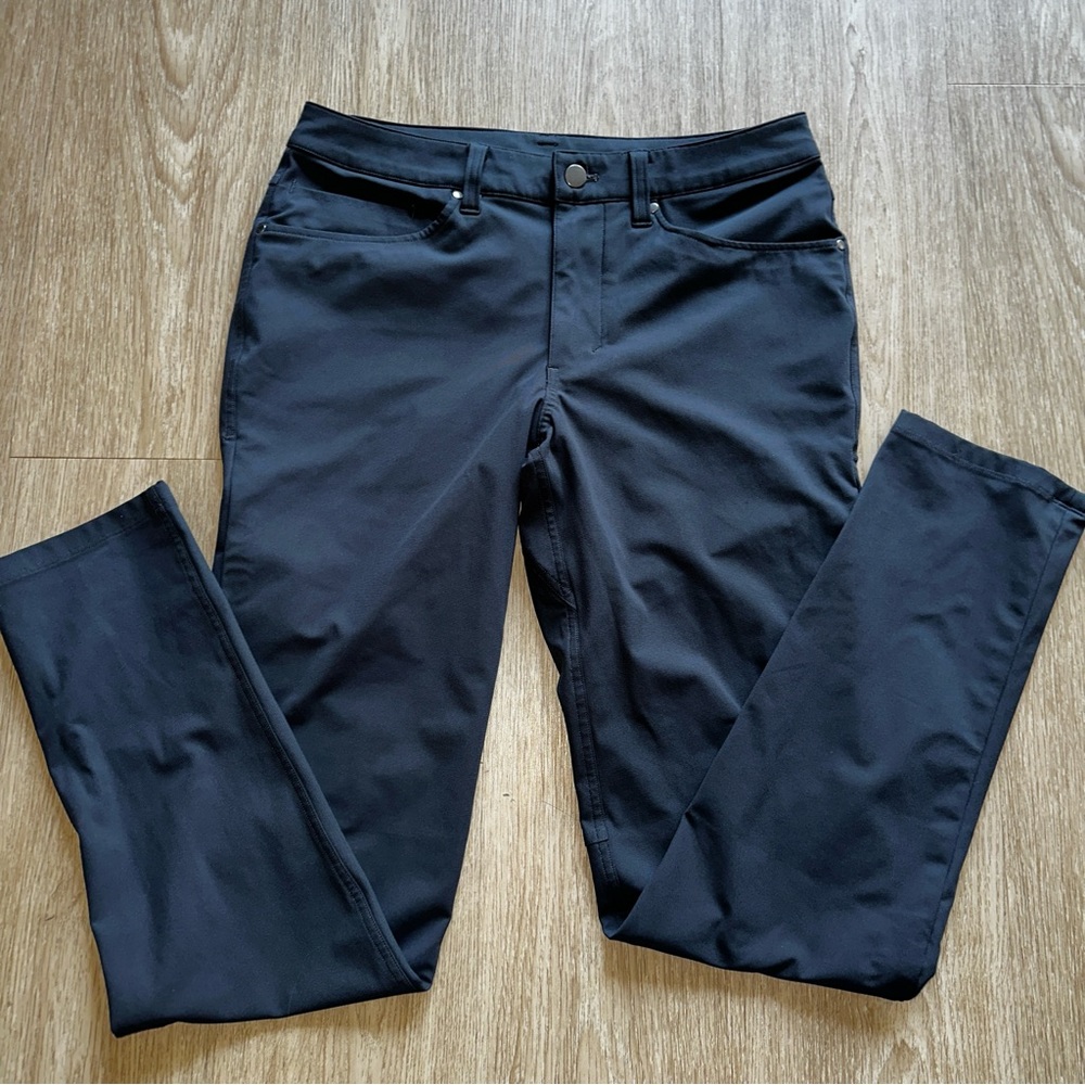 Lululemon Slim fit 5-Pocket Pant